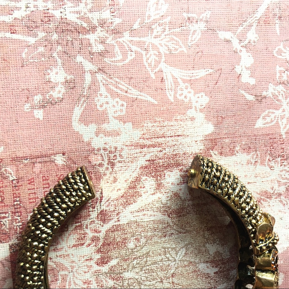 Pretty Golden Bracelets Embellished W/ Rhinestone - Picture 3 of 3